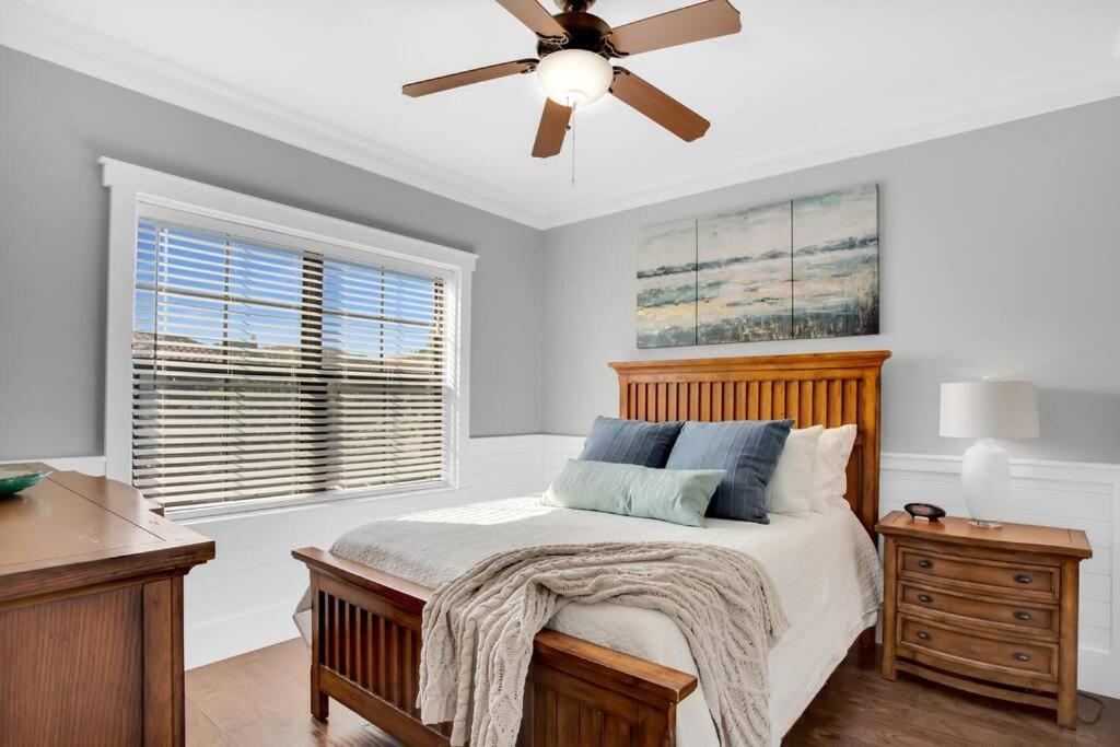 Large 4 Bedroom With Bunk Room And 2 Golf Carts! Destin Ngoại thất bức ảnh